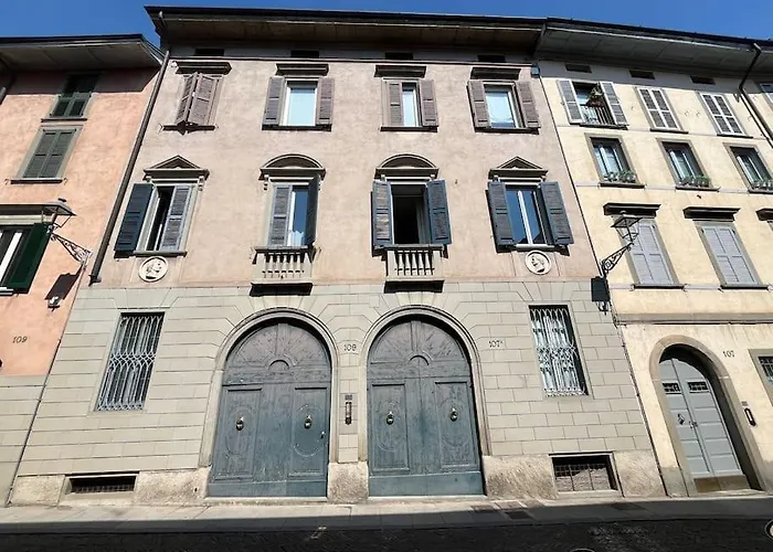 Casa Contessa Nel Cuore Di Un Borgo Antico *
